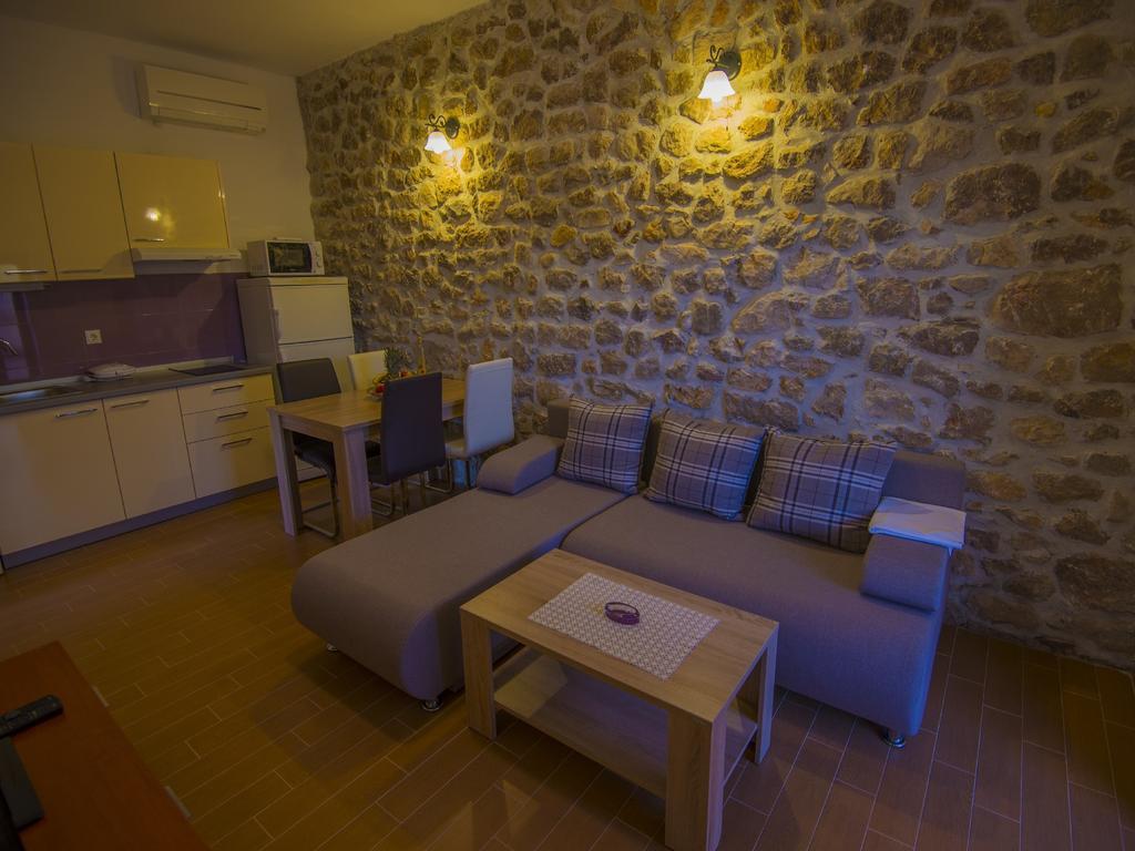 Apartments Punta Starigrad Paklenica Bagian luar foto