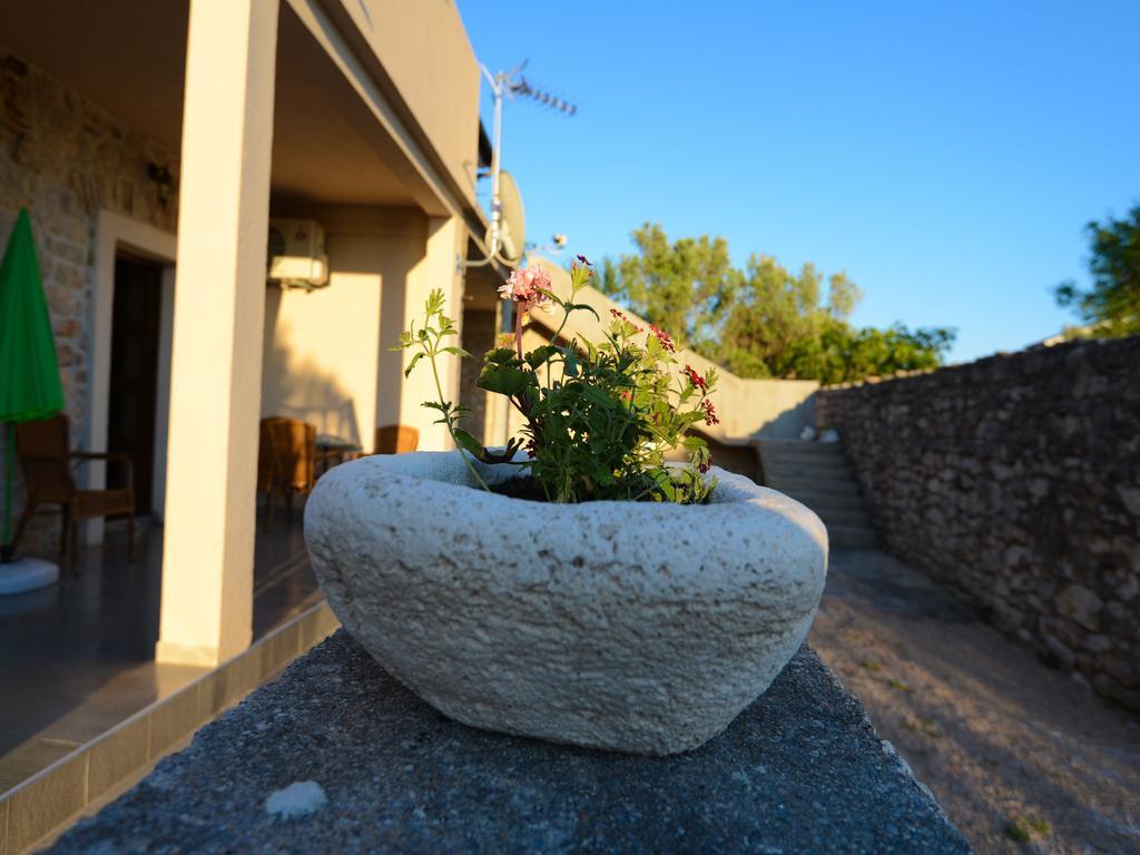 Apartments Punta Starigrad Paklenica Bagian luar foto