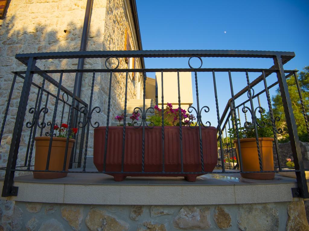 Apartments Punta Starigrad Paklenica Bagian luar foto