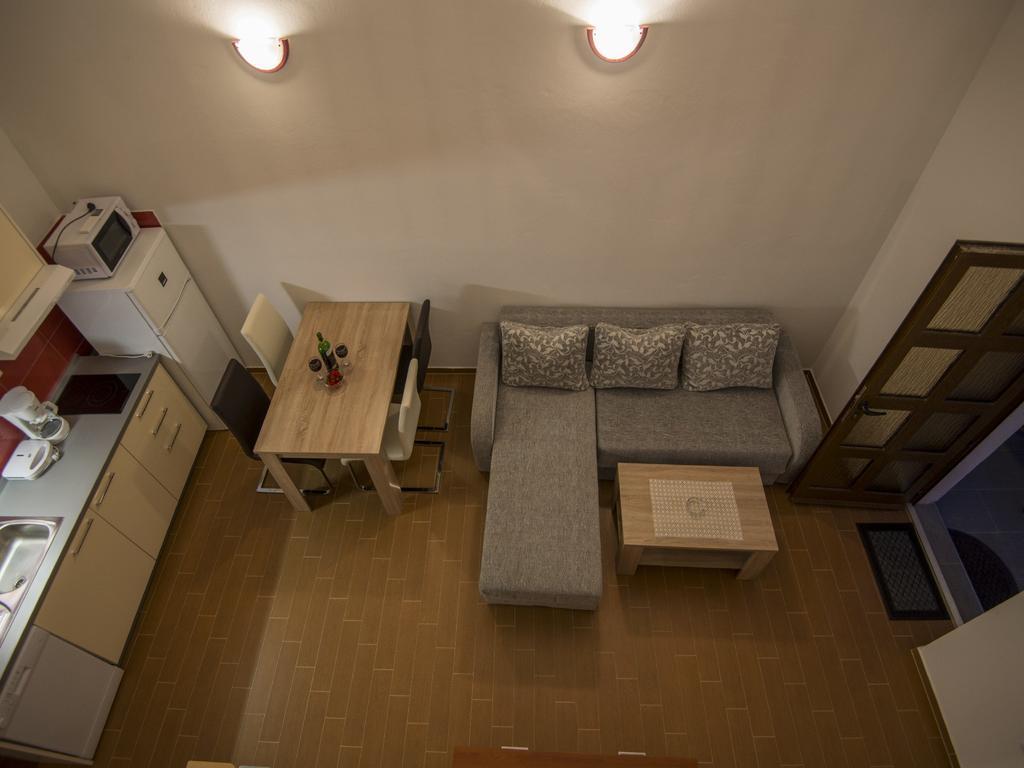 Apartments Punta Starigrad Paklenica Bagian luar foto